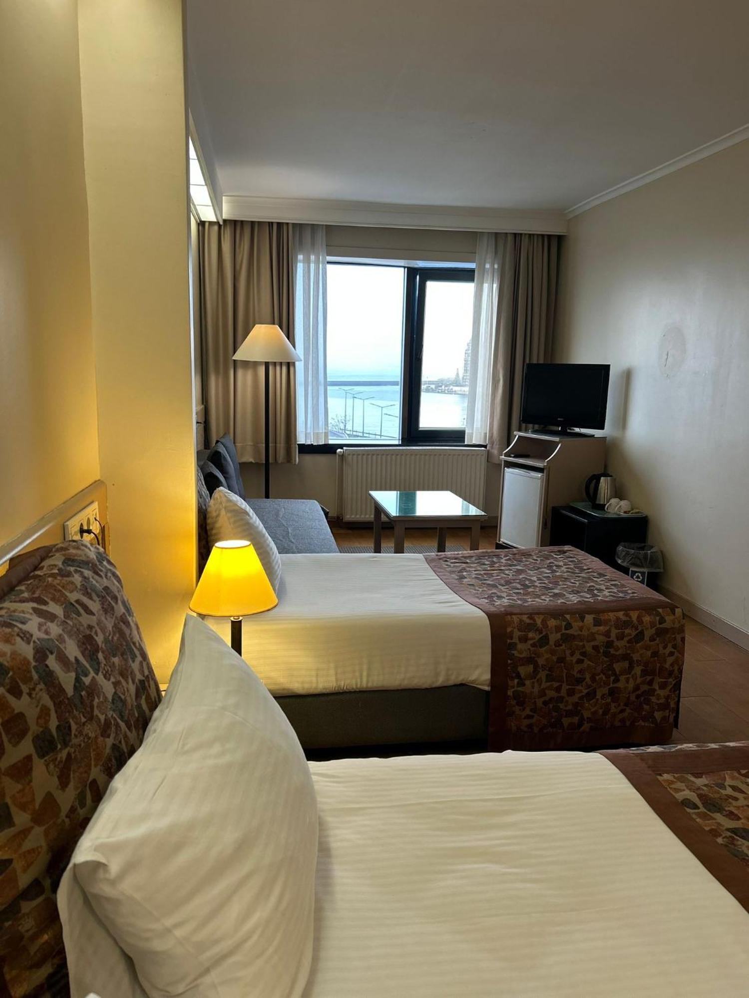 Kadikoey Rihtim Hotel Provincia di Provincia di Istanbul Esterno foto