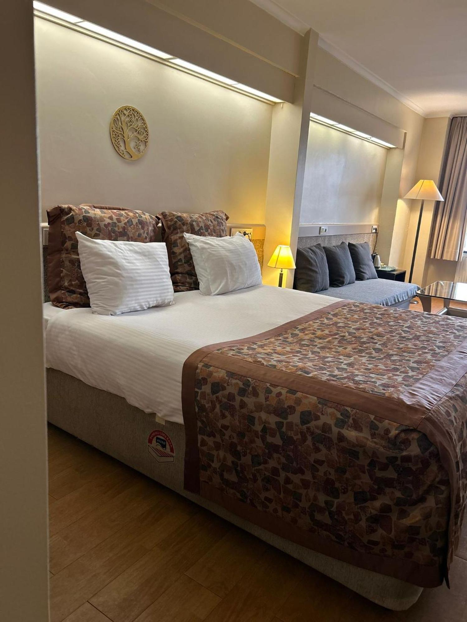 Kadikoey Rihtim Hotel Provincia di Provincia di Istanbul Esterno foto